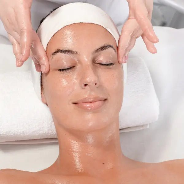 Radiance Renewal Facial | Own Label - 1.30 minutes - ownlabelskincare